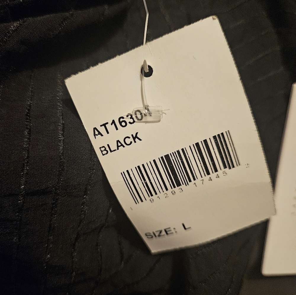 ​ASTR The Label Black Textured Puff Sleeve Blouse - Size L - Picture 4 of 7